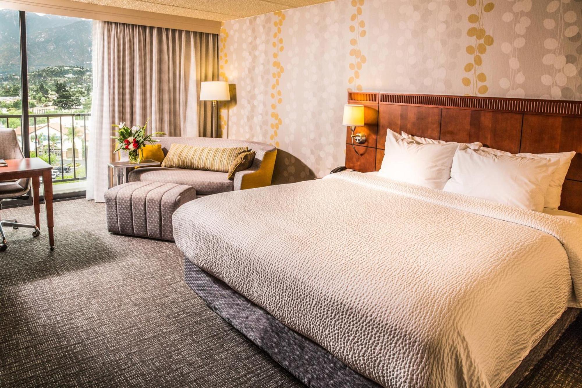 Courtyard By Marriott Los Angeles Pasadena/Monrovia Exteriör bild